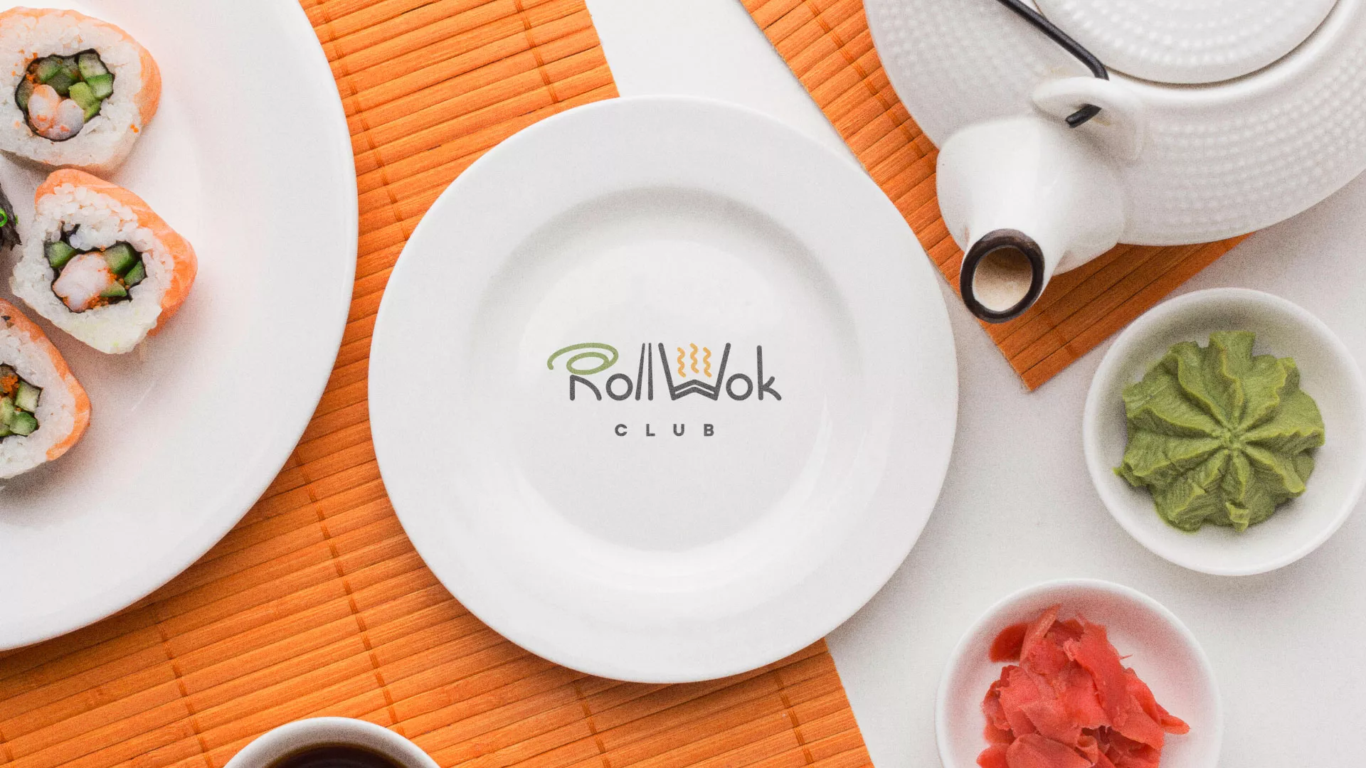 Разработка логотипа и фирменного стиля в Каслях для суши-бара «Roll Wok Club» Разработка логотипа и фирменного стиля в Каслях для суши-бара «Roll Wok Club»